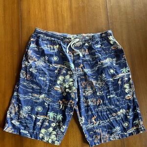Vintage Polo Hawaiian style shorts. Great quality, tie waistband. Cotton